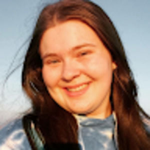 Meet your Posher, Alexia